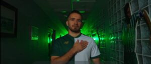 Bursaspor, daha önce anlaşmaya vardığı Talha Yünkuş'u kadrosuna kattığını açıkladı.