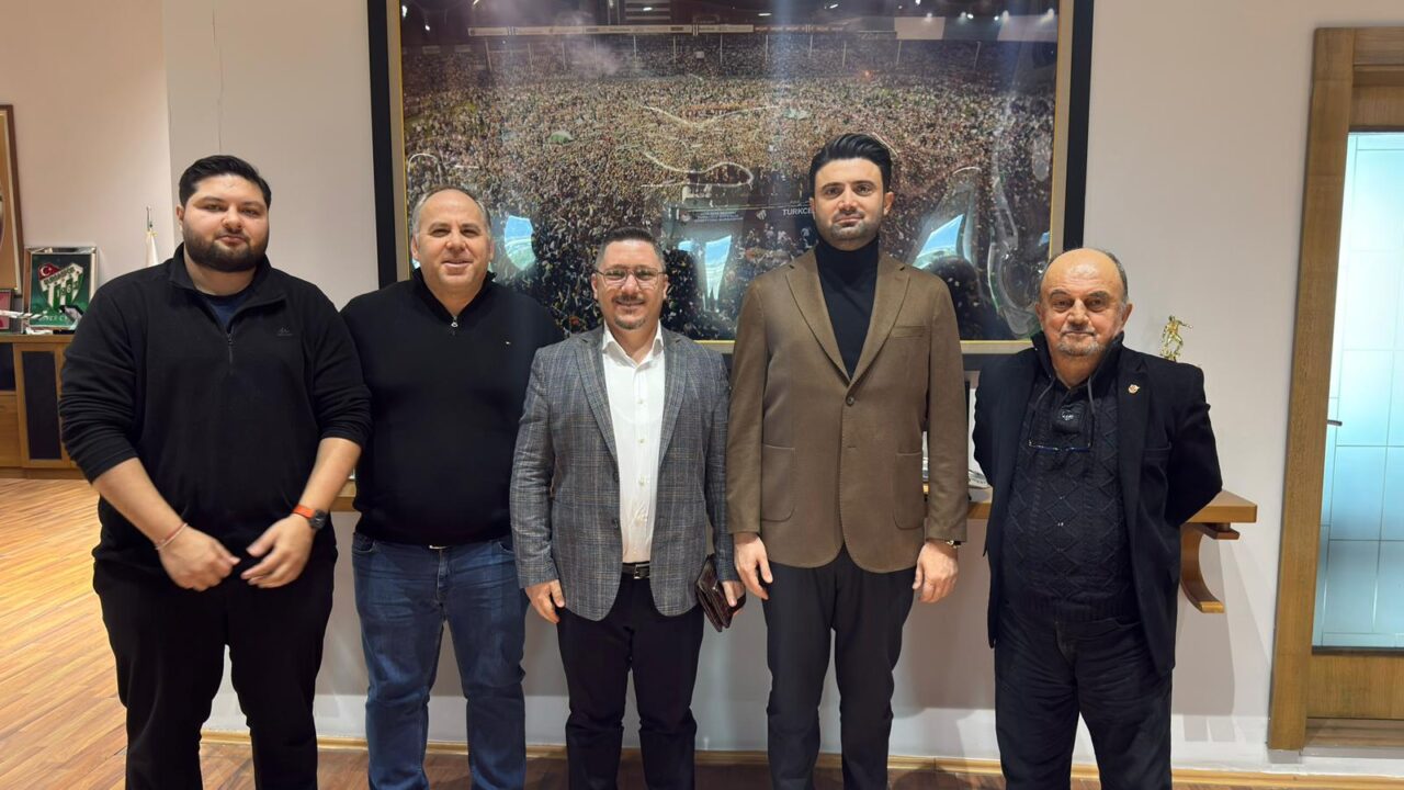 Bursaspor Başkanı Enes Çelik Bursam Medya'ya özel açıklamalar yaptı. Başkan