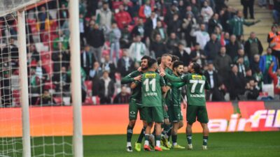 Bursaspor, yarın oynanacak Muşspor karşılaşmasında zorlu saha koşullarına rağmen galibiyet
