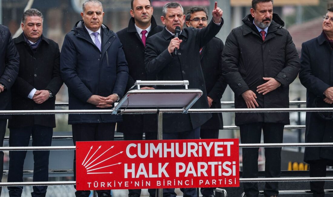 Özgür Özel’den “Bursa Büyükşehir” açıklaması! Cumhuriyet Halk Partisi (CHP) Genel Başkanı Özgür Özel, Vakıflar Genel