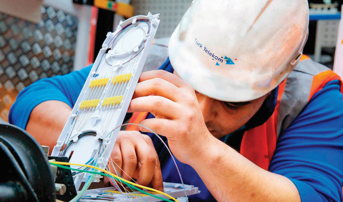 Türk Telekom çalışanları sesini duyurmak istiyor Türk Telekom bünyesindeki 8500'e yakın teknikere teşvik yazısı gönderildi. Taşeron