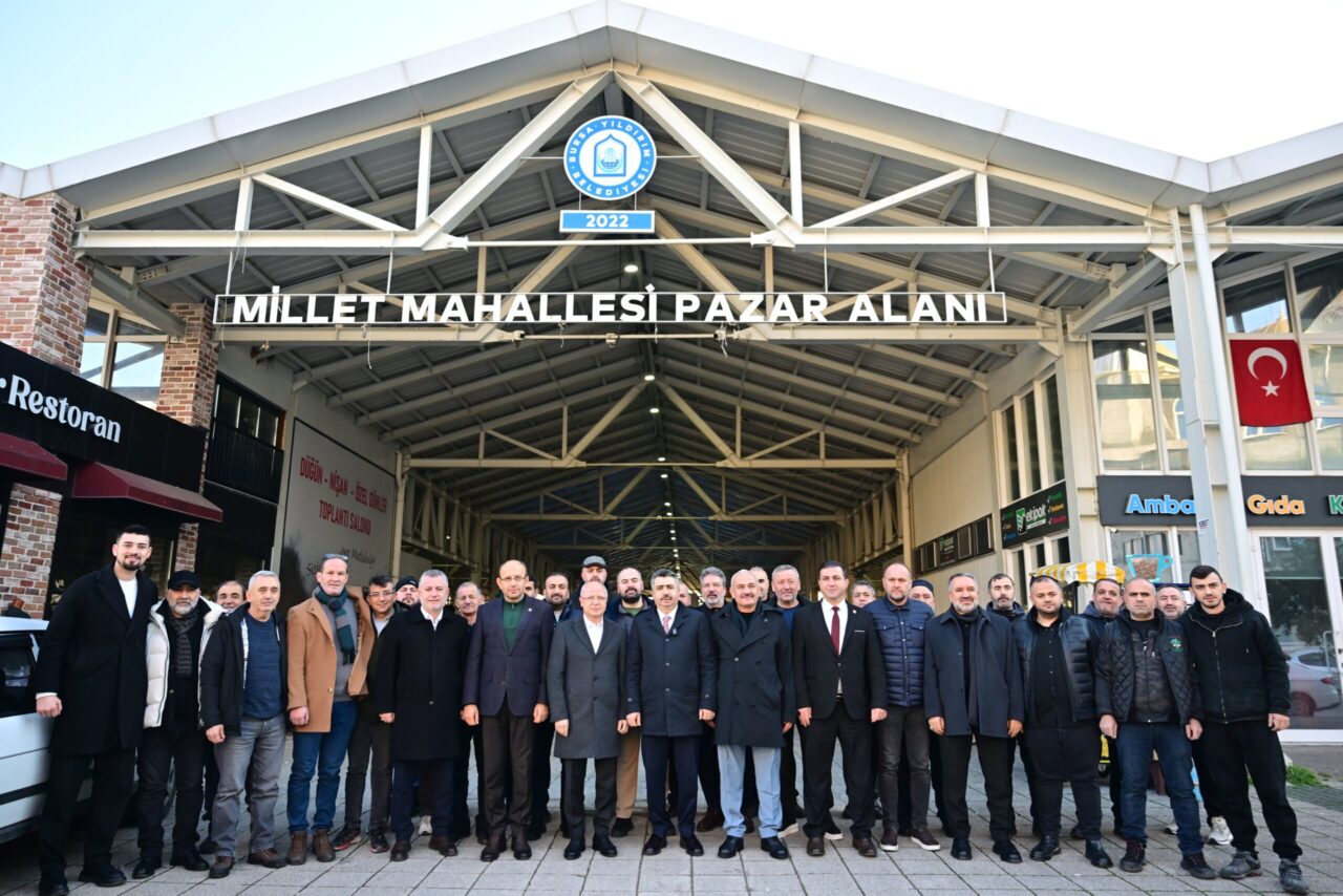 Yıldırım Belediye Başkanı Oktay Yılmaz, saha ziyaretleri kapsamında Millet Mahallesi