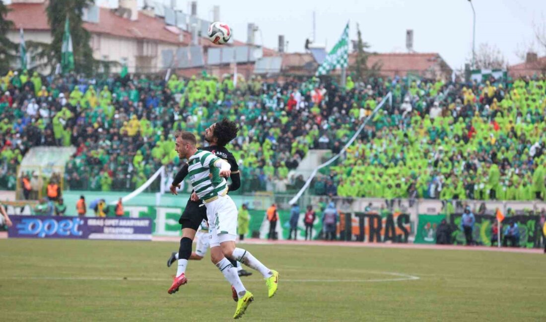 Bursaspor PFDK’ya sevk edildi! Bursaspor Kulübü, Isparta 32 Spor maçında taraftarının merdiven boşluklarını boş