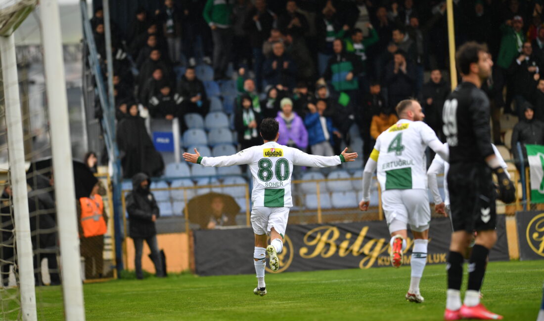 3 golle 3 puan Şampiyonluk mücadelesi veren Bursaspor, deplasmanda Menemen FK’yı 3-1 mağlup ederek