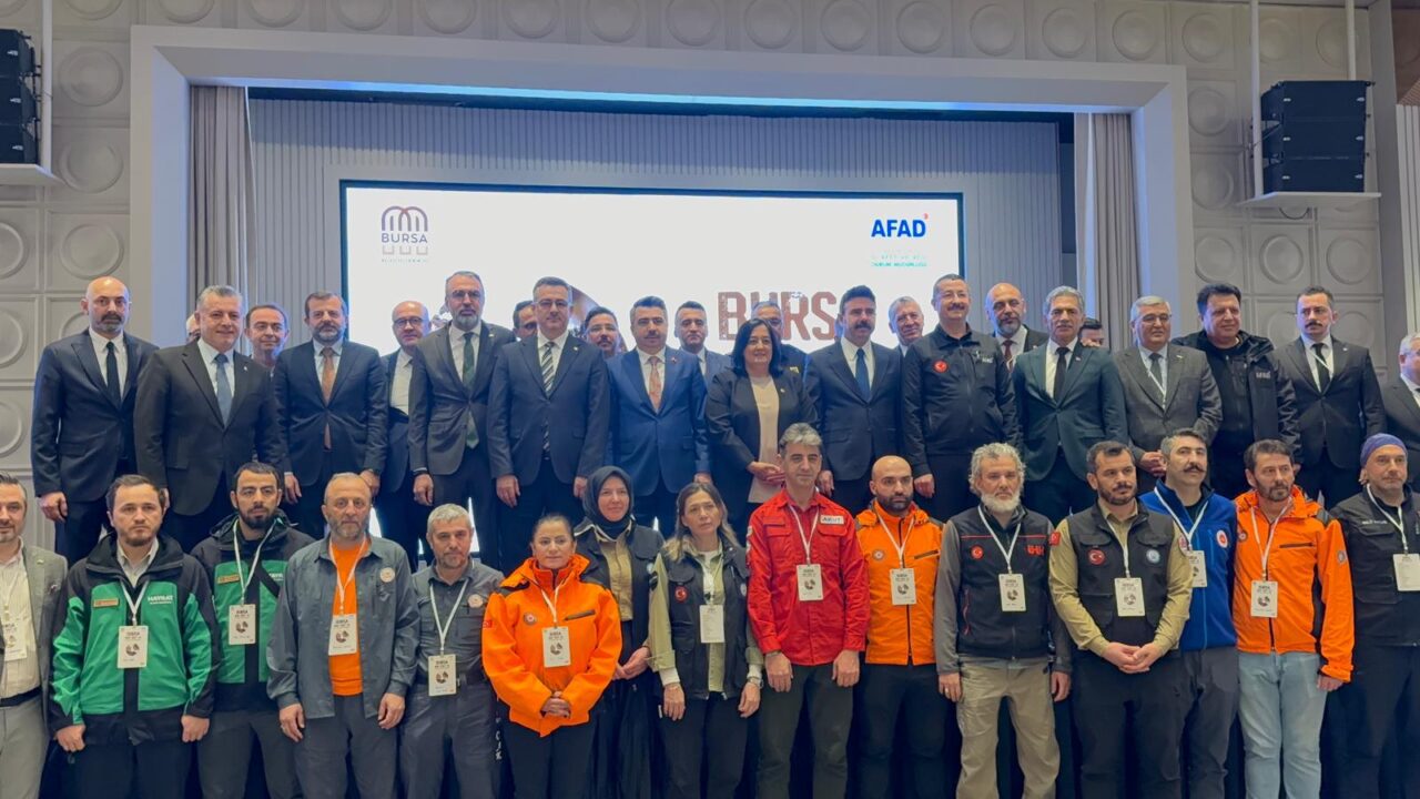 Bursa Belediyeler Birliği tarafından düzenlenen 'Bursa İRAP 2027-32 Afet Risk