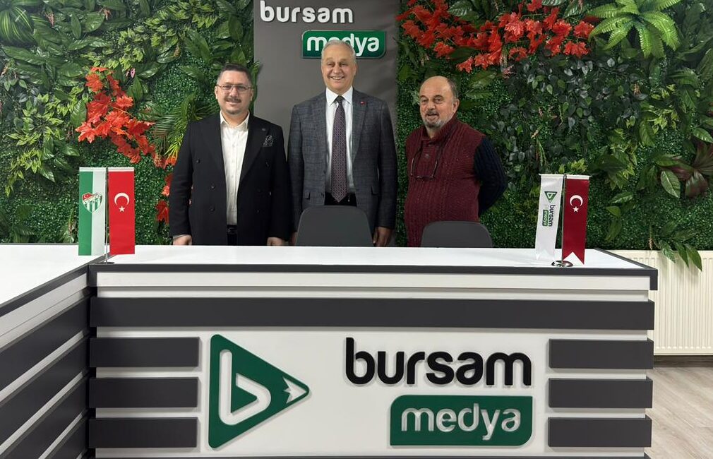 Şükrü Erdem’den Bursam Medya’ya ziyaret Mustafakemalpaşa Belediye Başkanı Şükrü Erdem Bursam Medya'ya hayırlı olsun ziyaretinde