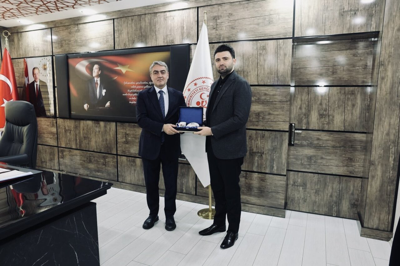 Bursaspor Kulübü Başkanı Enes Çelik, Gençlik ve Spor İl Müdürü