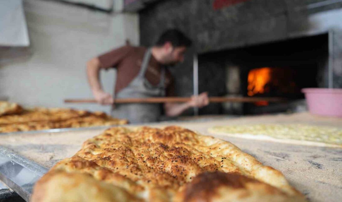 Bursa’da Ramazan pidesinin fiyatı belli oldu! Ramazan ayının vazgeçilmezi iftar sofralarının vazgeçilmezi Ramazan pidesi Bursa'da bu