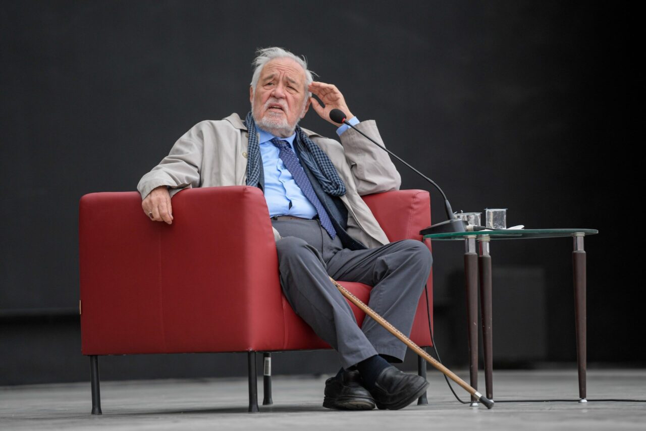 Türk tarihçiliğinin önemli isimlerinden Prof. Dr. İlber Ortaylı, bir süredir
