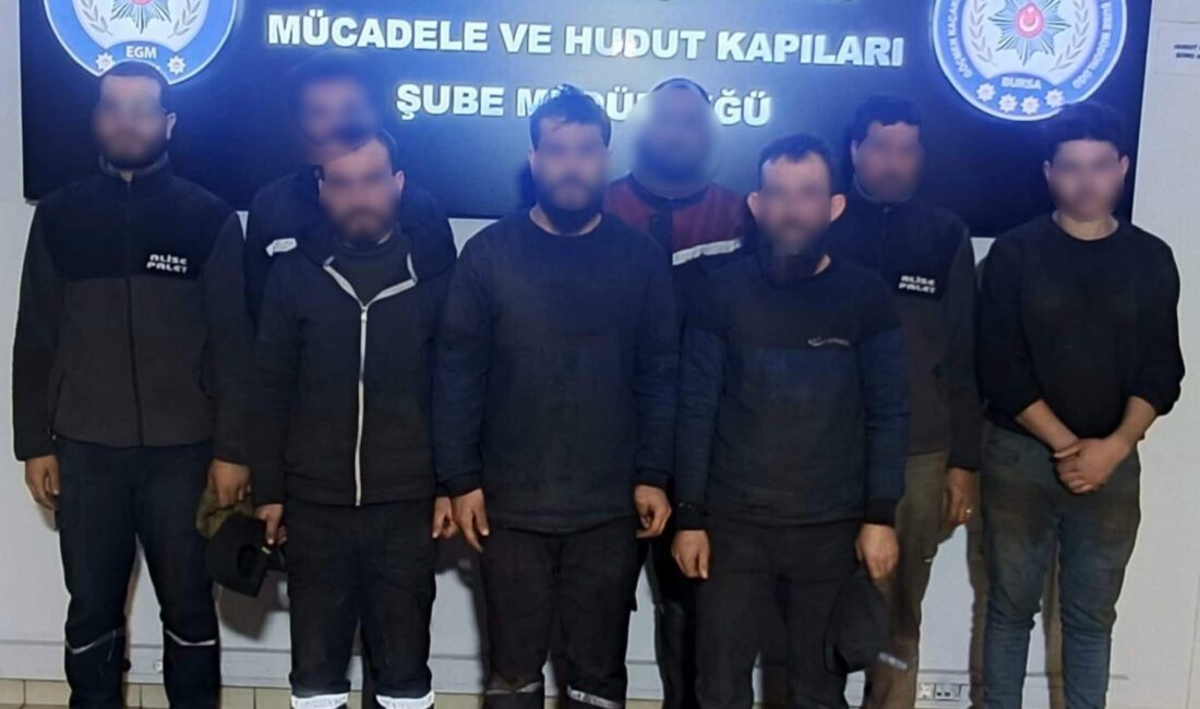 Bursa’da Geniş Çaplı Huzur Uygulaması Bursa İl Emniyet Müdürlüğü ekipleri, kent genelinde kamu düzeninin sağlanması