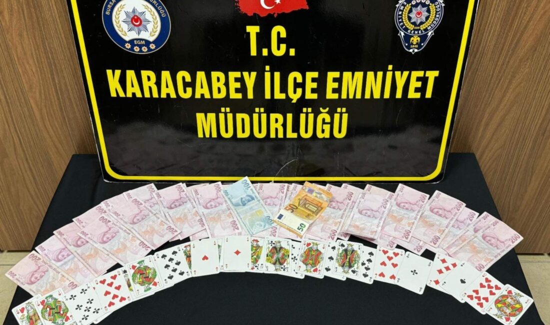 Karacabey’de kumar operasyonu Karacabey’de 5 iş yerine düzenlenen operasyonda 24 kişiye idari para