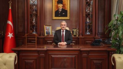 Bursa Valisi Erol Ayyıldız, 8 Mart Dünya Kadınlar Günü dolayısıyla