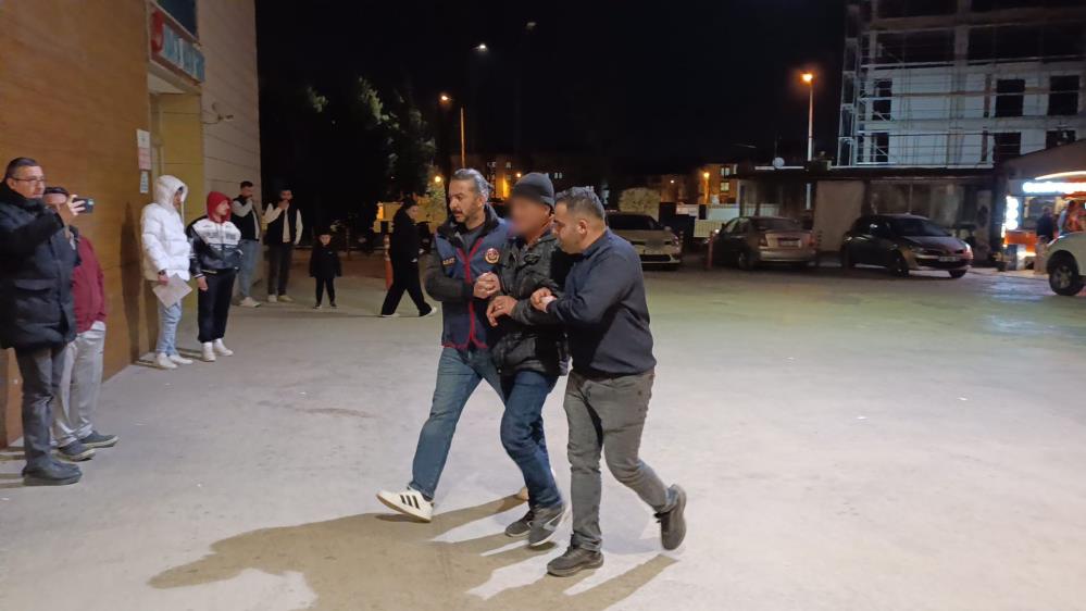 Dolmuşta yakalandı… Bursa'da 15 yıl hapis cezası bulunan firari dolmuşta yakalandı