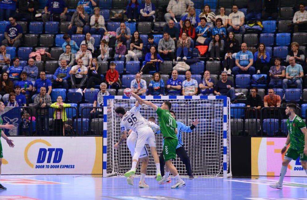 Nilüfer Belediyespor avantajlı dönüyor Hentbol EHF Erkekler Avrupa Kupası çeyrek final ilk maçında Macaristan