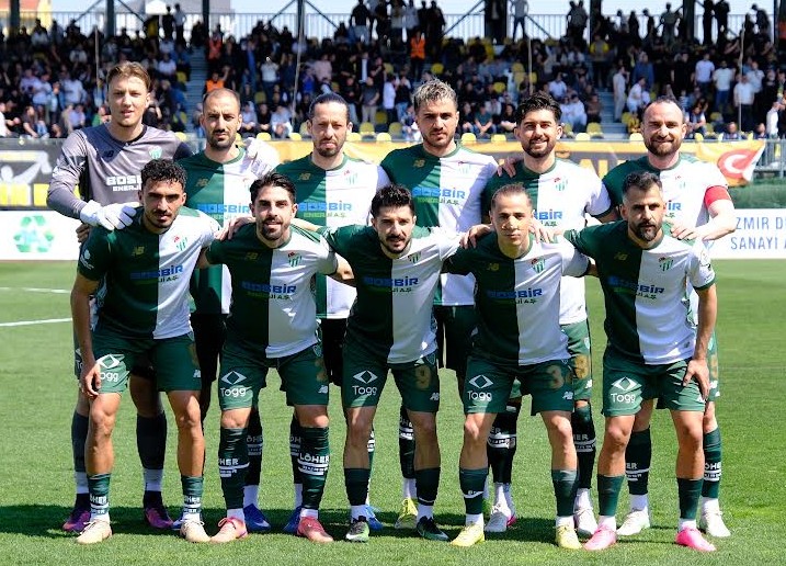 İki maçta 10 gol attı şampiyon oldu. Bursaspor, TFF 2. Lig’deki son maçında İzmir’de Aliağa’yı 5-0 mağlup