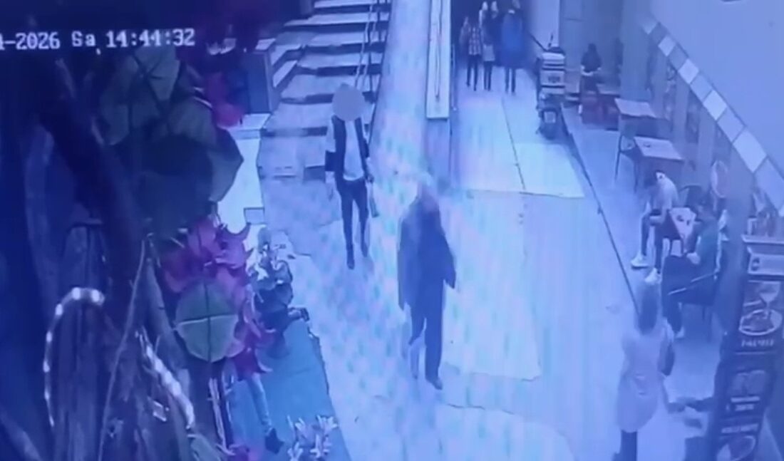 580 saatlik görüntüyle yakalandı! Bursa’da kendini savcı olarak tanıtan dolandırıcı, yaşlı çifti 2 milyon