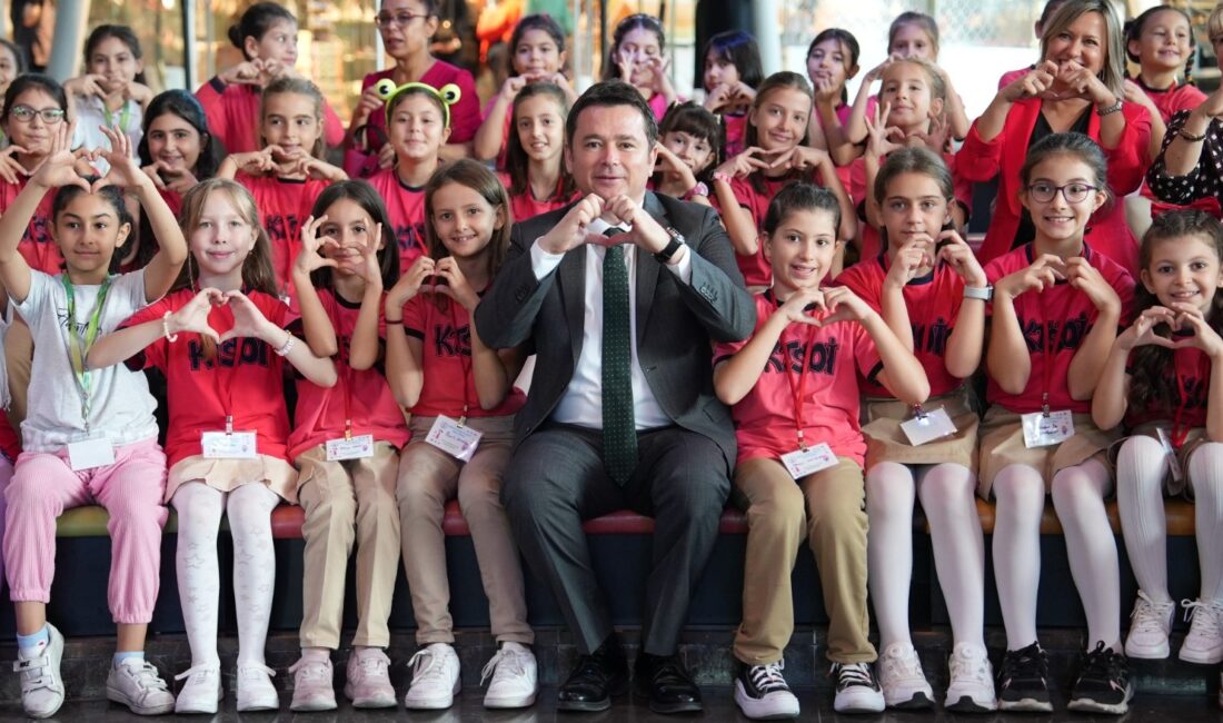 Aileler için büyük fırsat… Osmangazi Belediyesi, ebeveynlere yönelik ücretsiz “Ana Baba Okulu” programını başlatıyor.