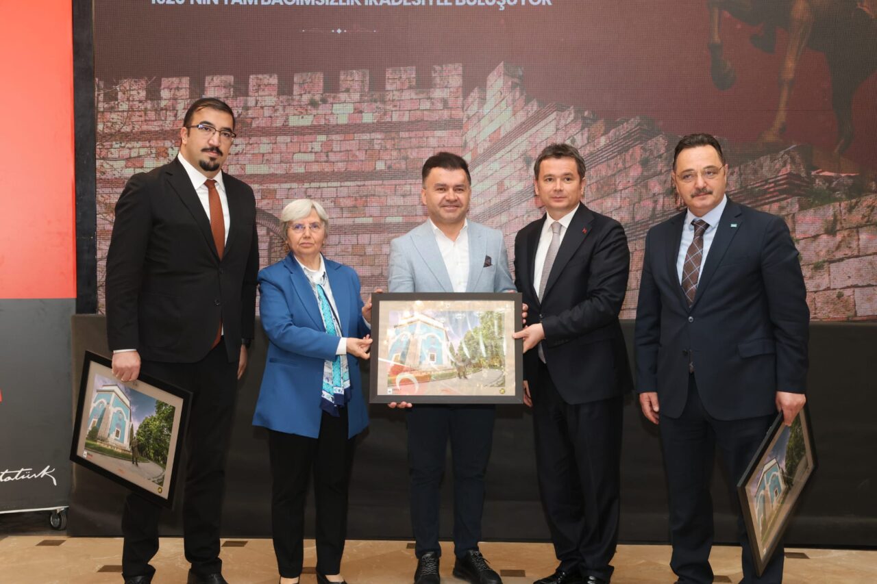 Osmangazi ve Ankara Kent Konseyleri iş birliğiyle düzenlenen programda iki