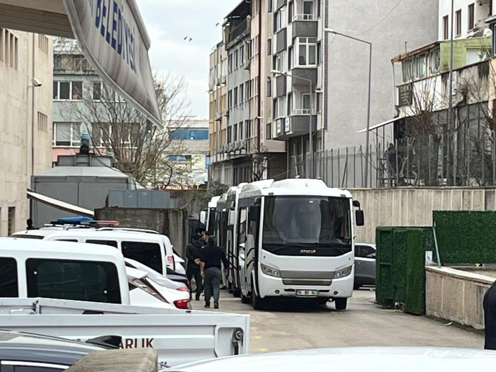 Bursa Büyükşehir Belediye eski Başkanı Mustafa Bozbey’in de aralarında bulunduğu