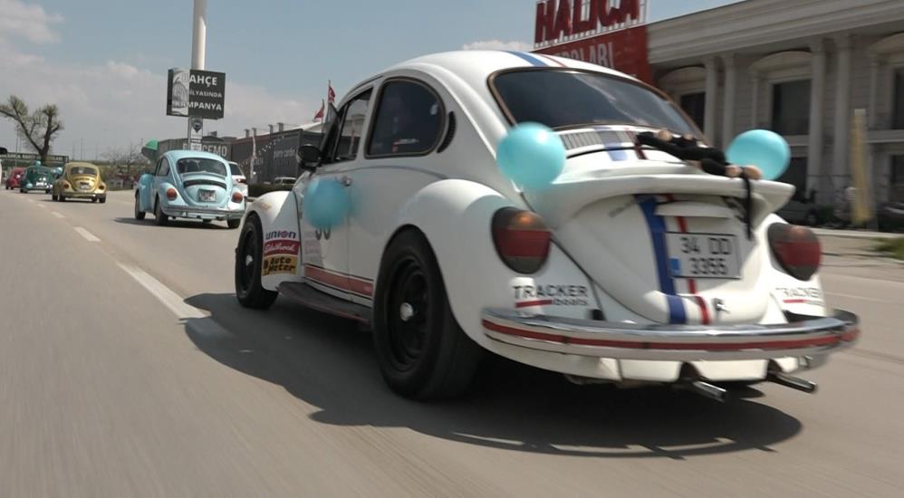 ‘Vosvoslar’ otizm farkındalığı için yollarda. Bursa Aile ve Sosyal Hizmetler İl Müdürlüğü, Bursa Otizm Derneği