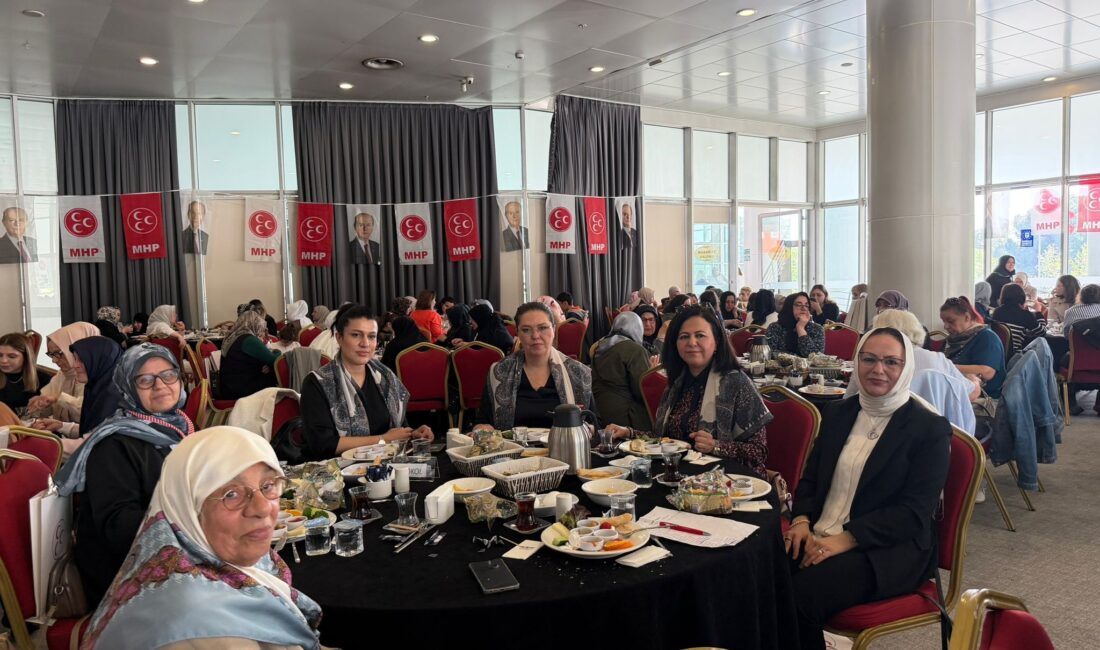 Anneler Günü’nde Duygulandıran Vefa Buluşması! MHP Bursa İl KAÇEP Başkanlığı tarafından düzenlenen programda şehit ve