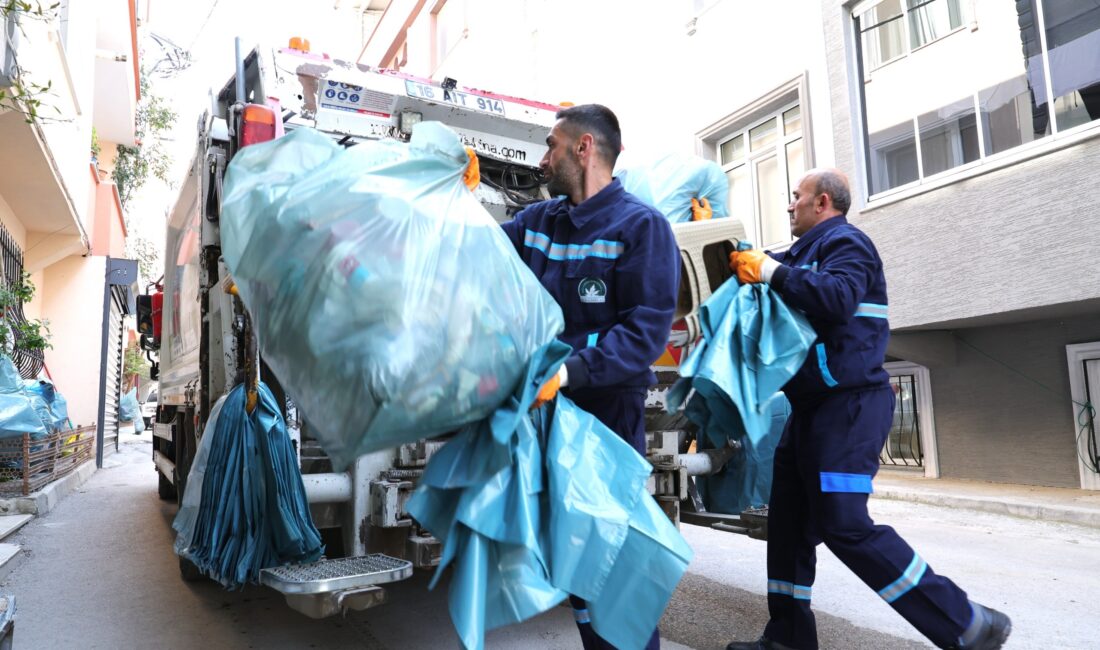 Osmangazi’de kapı kapı toplanıyor Osmangazi Belediyesi’nin sıfır atık çalışmalarıyla binlerce ton atık geri dönüştürüldü,