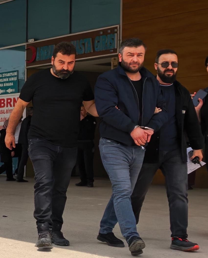 Bursa’da narkotik ekiplerinin takibe aldığı şüpheli, kovalamaca sonrası kıskıvrak yakalandı.