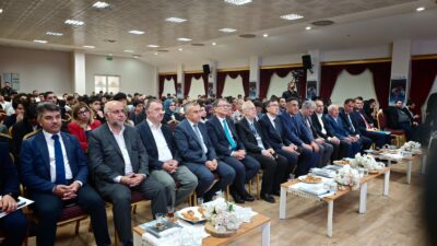 Bursa’da 7 bölgeden 7 kıtaya temasıyla düzenlenen uluslararası imam hatip