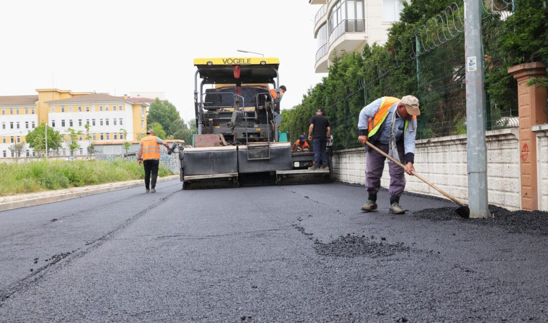 Bir Anda Yepyeni Bir Yola Dönüştü! Osmangazi’de uzun süredir ihtiyaç duyulan yol çalışması tamamlandı. Hamitler Mahallesi’nde