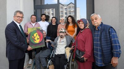 Osmangazi Belediyesi’nin Engelliler Haftası kapsamında düzenlediği etkinlikte özel gereksinimli bireyler
