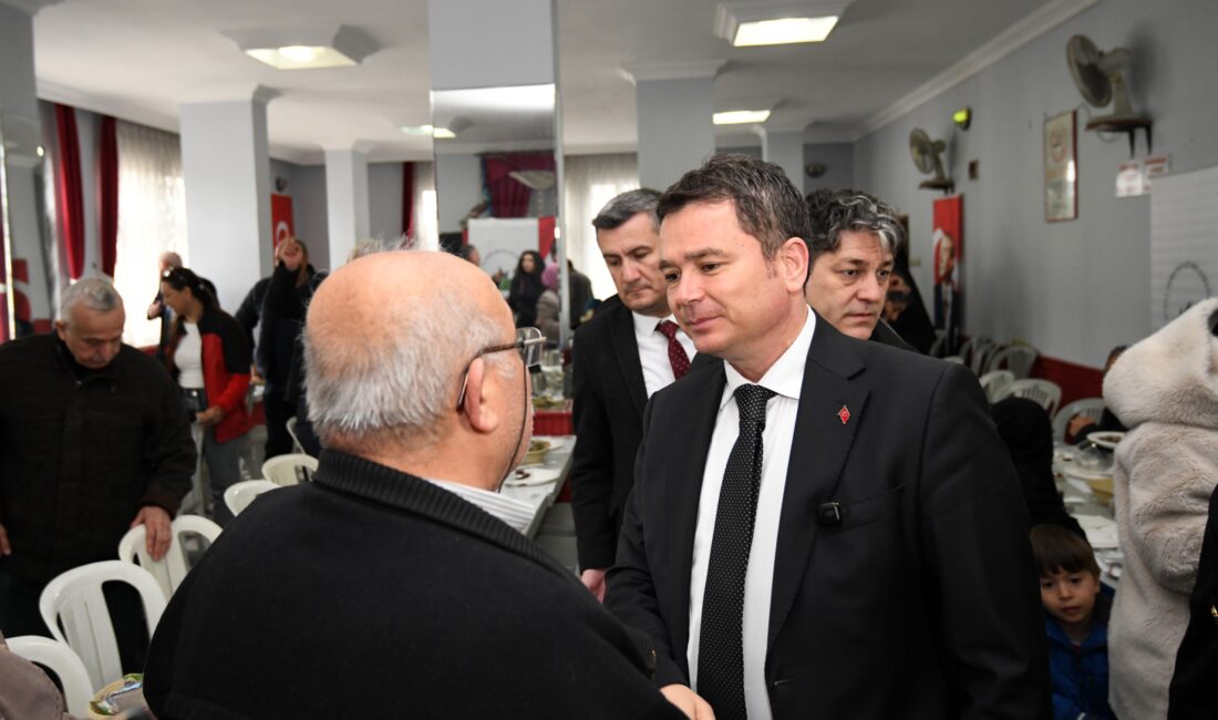 Tek amacımız huzur ve refah Osmangazi Belediye Başkanı Erkan Aydın, Sırameşeler Mahallesi’nde vatandaşlarla buluşarak talepleri