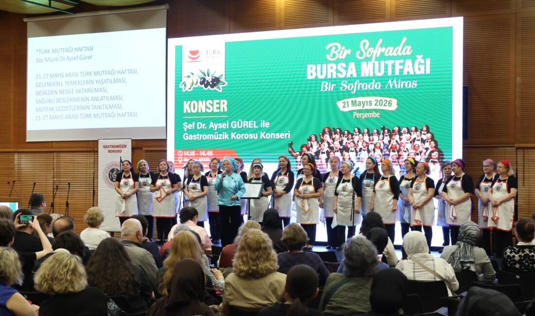 Yıllardır süren gelenek aynı sofrada buluştu Bursa’da düzenlenen “Bir Sofrada Bursa Mutfağı” etkinliği, kentin asırlık lezzetlerini