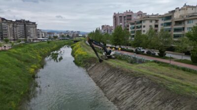 Bursa Büyükşehir Belediyesi BUSKİ Genel Müdürlüğü, kent genelinde sürdürdüğü dere