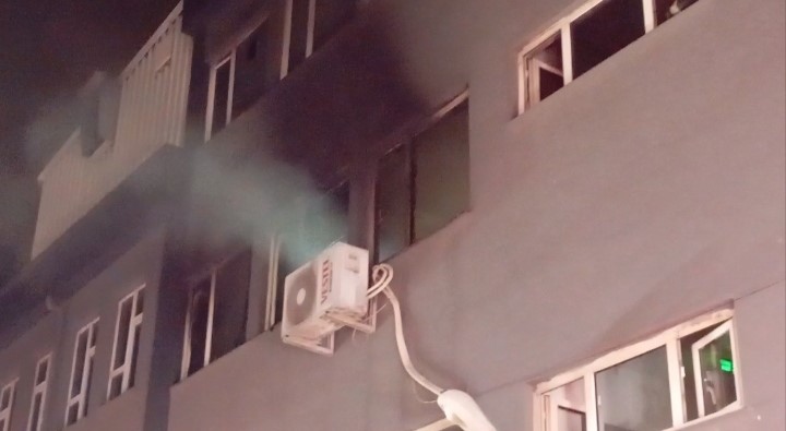 Tekstil atölyesinde korkutan yangın Bursa'nın Osmangazi ilçesinde bulunan bir tekstil atölyesinde çıkan yangın, itfaiye