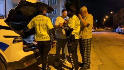 İnegöl'de kazaya karıştıktan sonra olay yerinden ayrılan sürücü, aracında uyurken