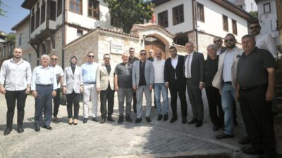 MHP Bursa İl Başkanı Muhammet Tekin ve Bursa Büyükşehir Belediye