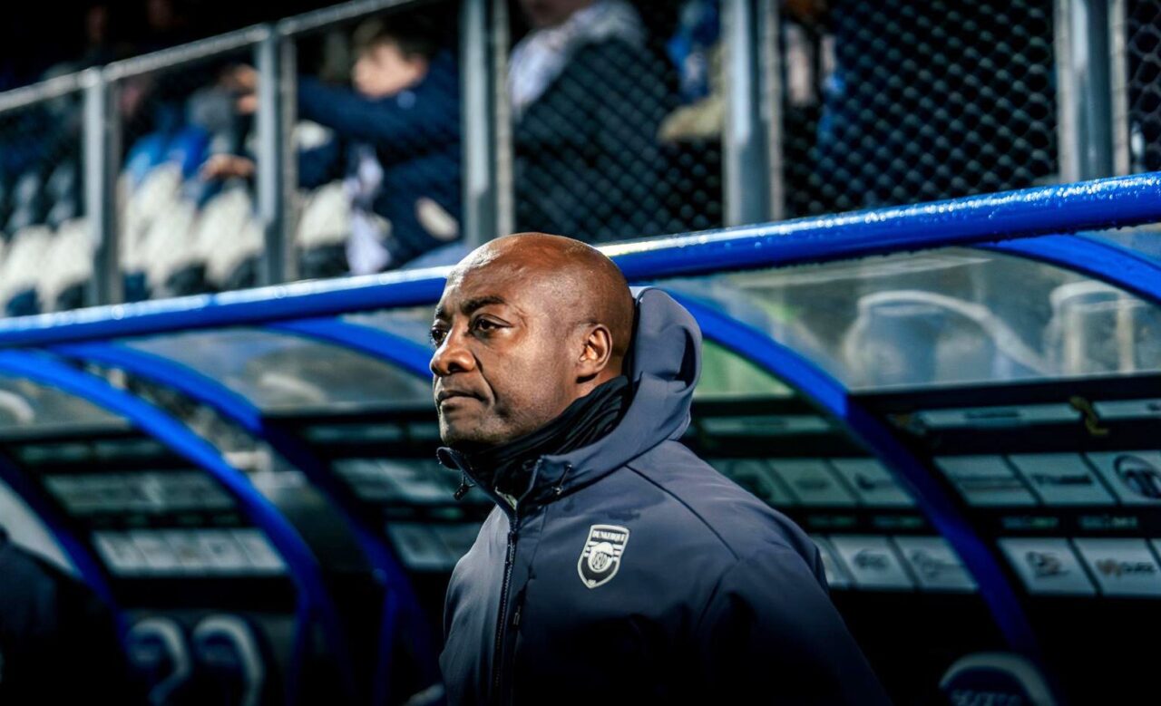 Türk futbolunun yakından tanıdığı Pierre Webo’nun teknik direktörlük kariyerinde yeni
