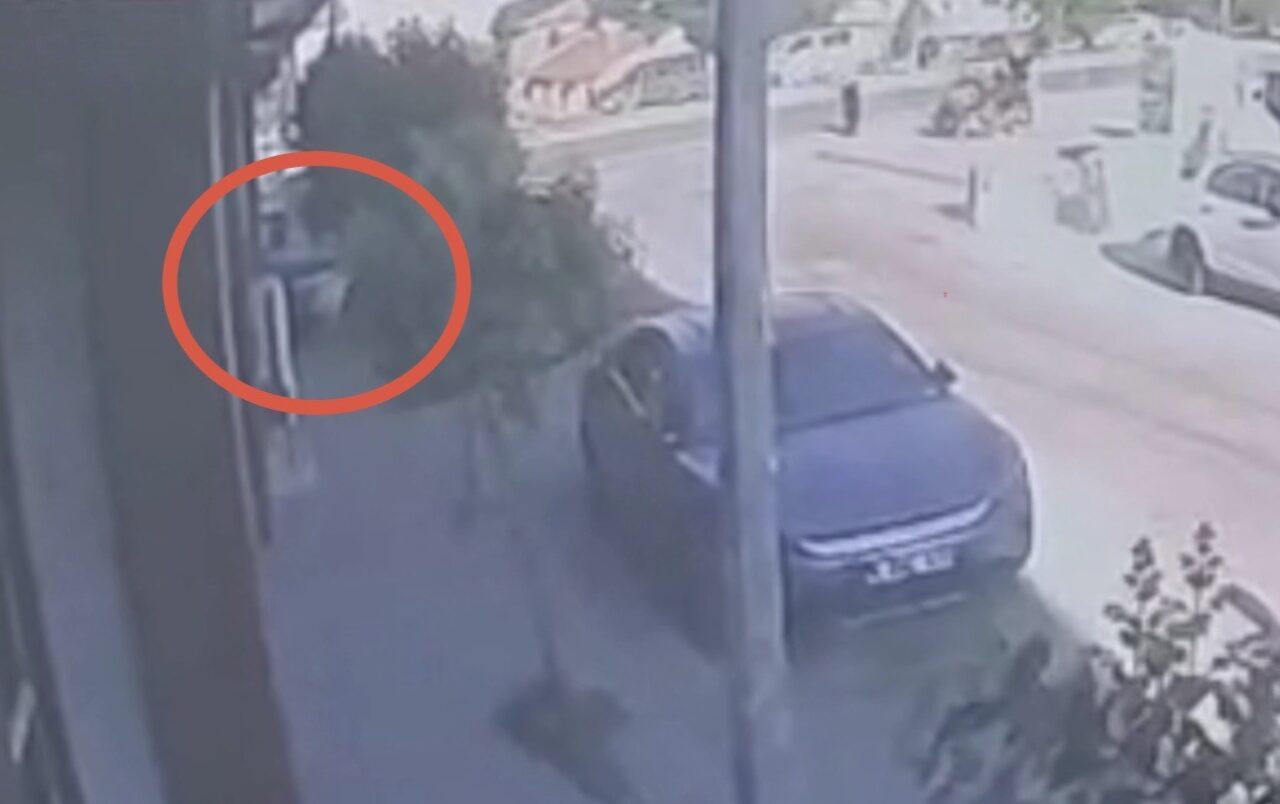 Bursa’nın Gemlik ilçesinde ehliyetsiz olduğu öne sürülen bir genç, babasına