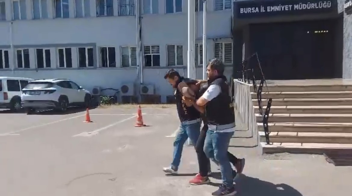 Bursa'da 29 suç kaydı bulunan ve hakkında 33 yılı aşkın