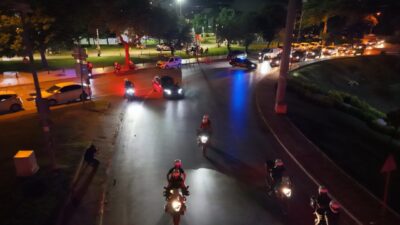 Bursa Emniyet Müdürlüğü'nün yaklaşık bin polisin katılımıyla gerçekleştirdiği dev huzur