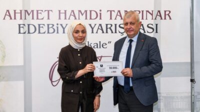 Osmangazi Belediyesi’nin düzenlediği 24. Ahmet Hamdi Tanpınar Edebiyat Yarışması’nda dereceye