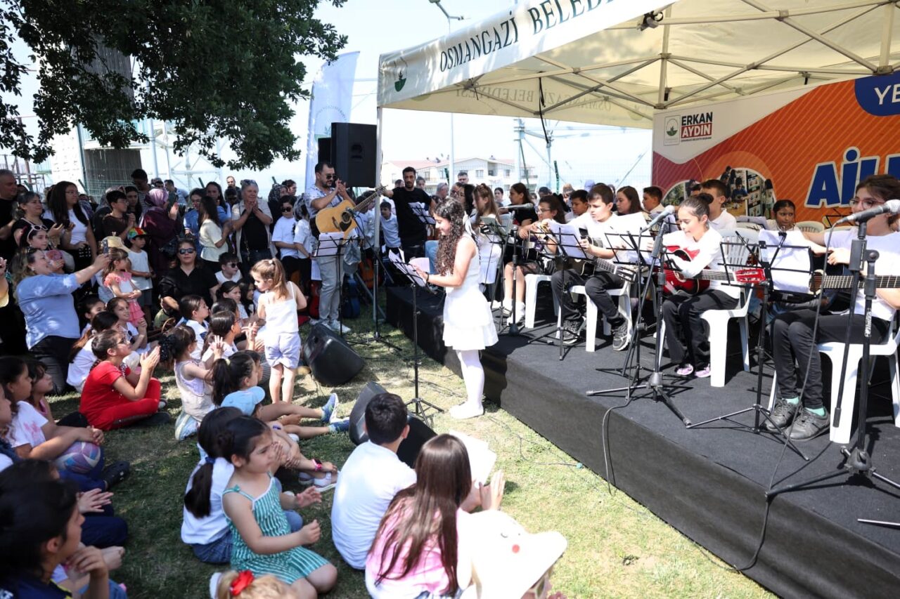Osmangazi Belediyesi tarafından düzenlenen Aile Şenliği, Macera Bursa Parkı’nda renkli