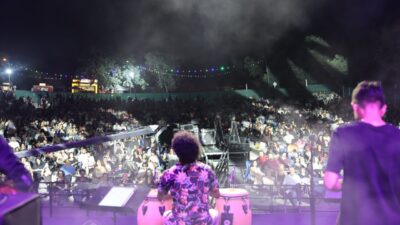 9. Uluslararası Nilüfer Caz Festivali'nin üçüncü gününde sahne alan Emir