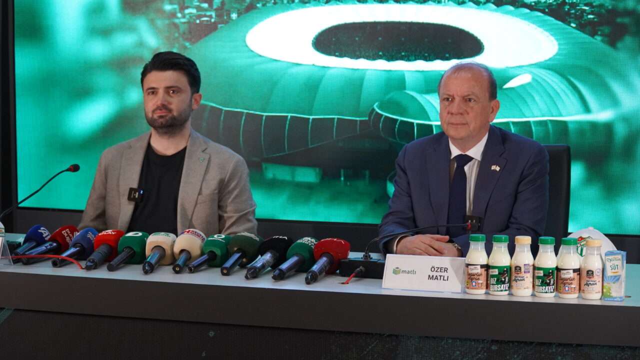 Bursaspor, Matlı Şirketler Grubu ile yaptığı sponsorluk anlaşması kapsamında 2026-2027