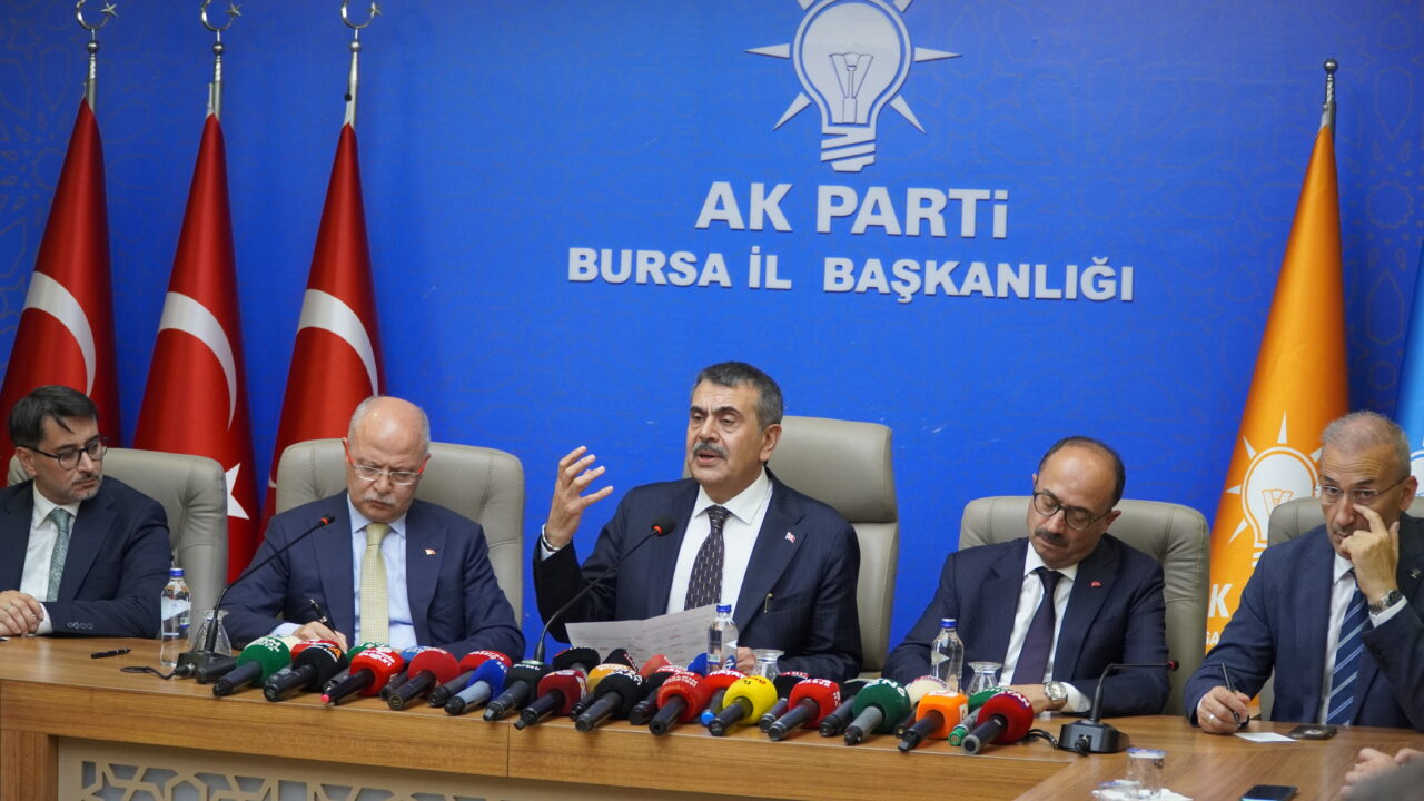 Milli Eğitim Bakanı Yusuf Tekin, Bursa ziyaretinde eğitim alanındaki gelişmeleri