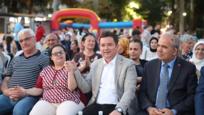 Osmangazi Belediyesi'nin Yaz Mahalle Şenlikleri bu kez İstiklal Mahallesi'nde düzenlendi.