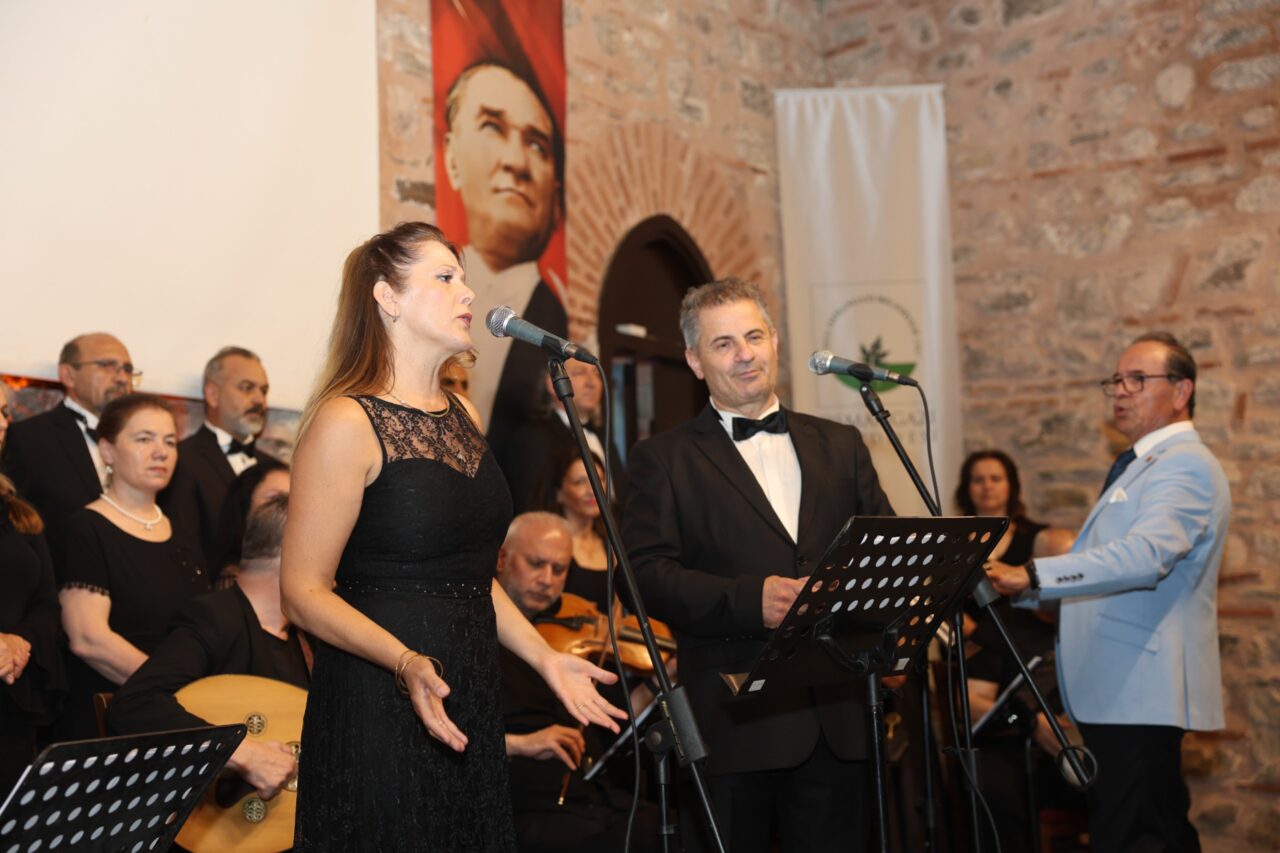 Babalar Günü’nde duygu dolu konser 1 Bülten Medya -