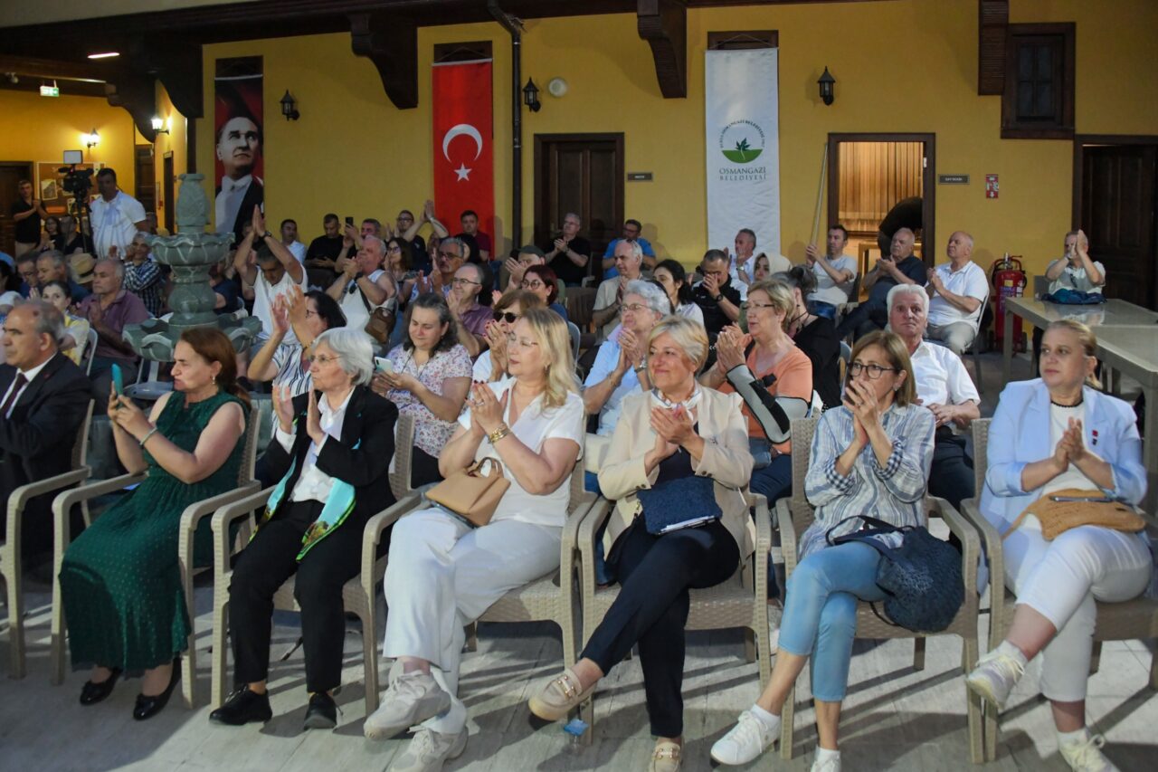 Osmangazi’de Nazım Hikmet’e duygu dolu anma 2 Bülten Medya -