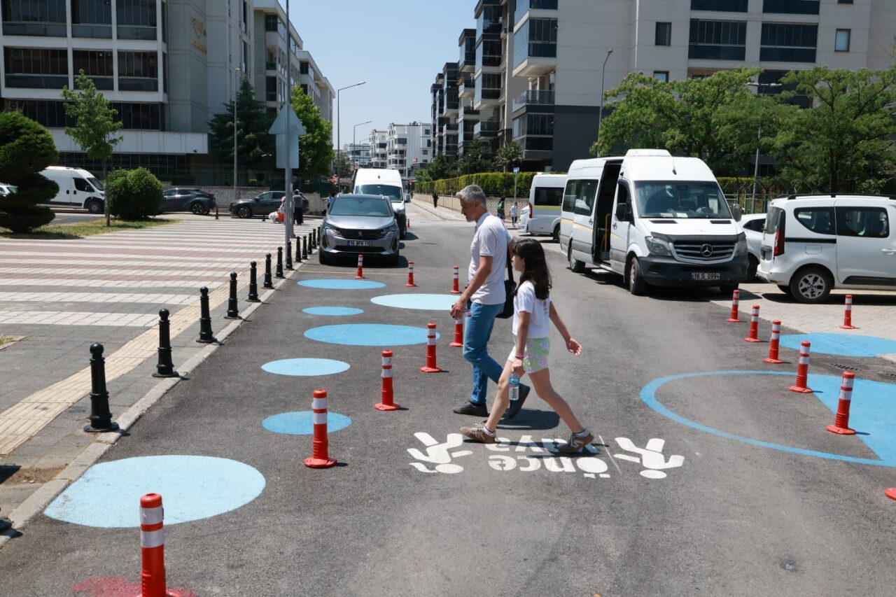 O sokak artık çocukların 1 Bülten Medya -