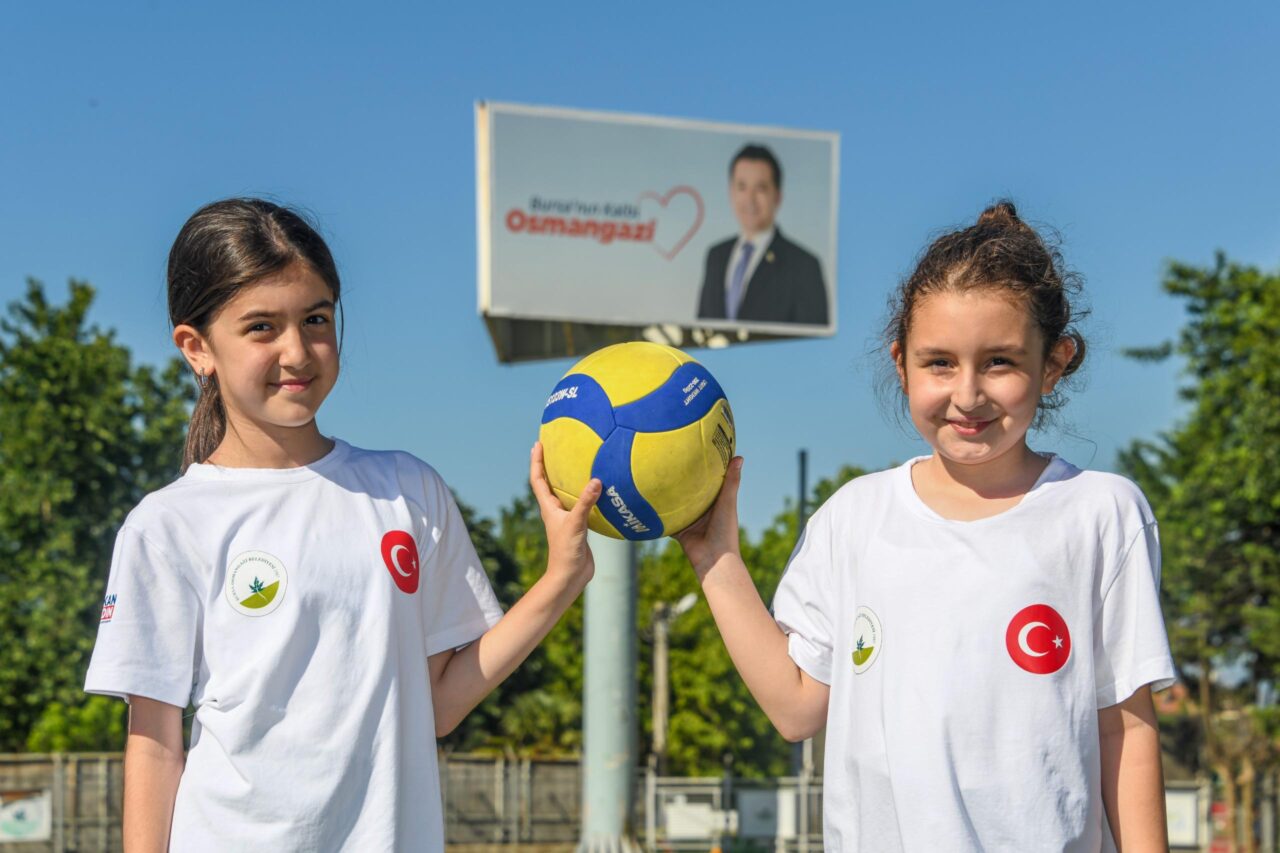 1300 çocuk aynı heyecanda buluştu 2 Bülten Medya -